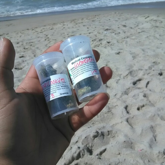 Meet your Posher, Diego - Picture 1 of 1